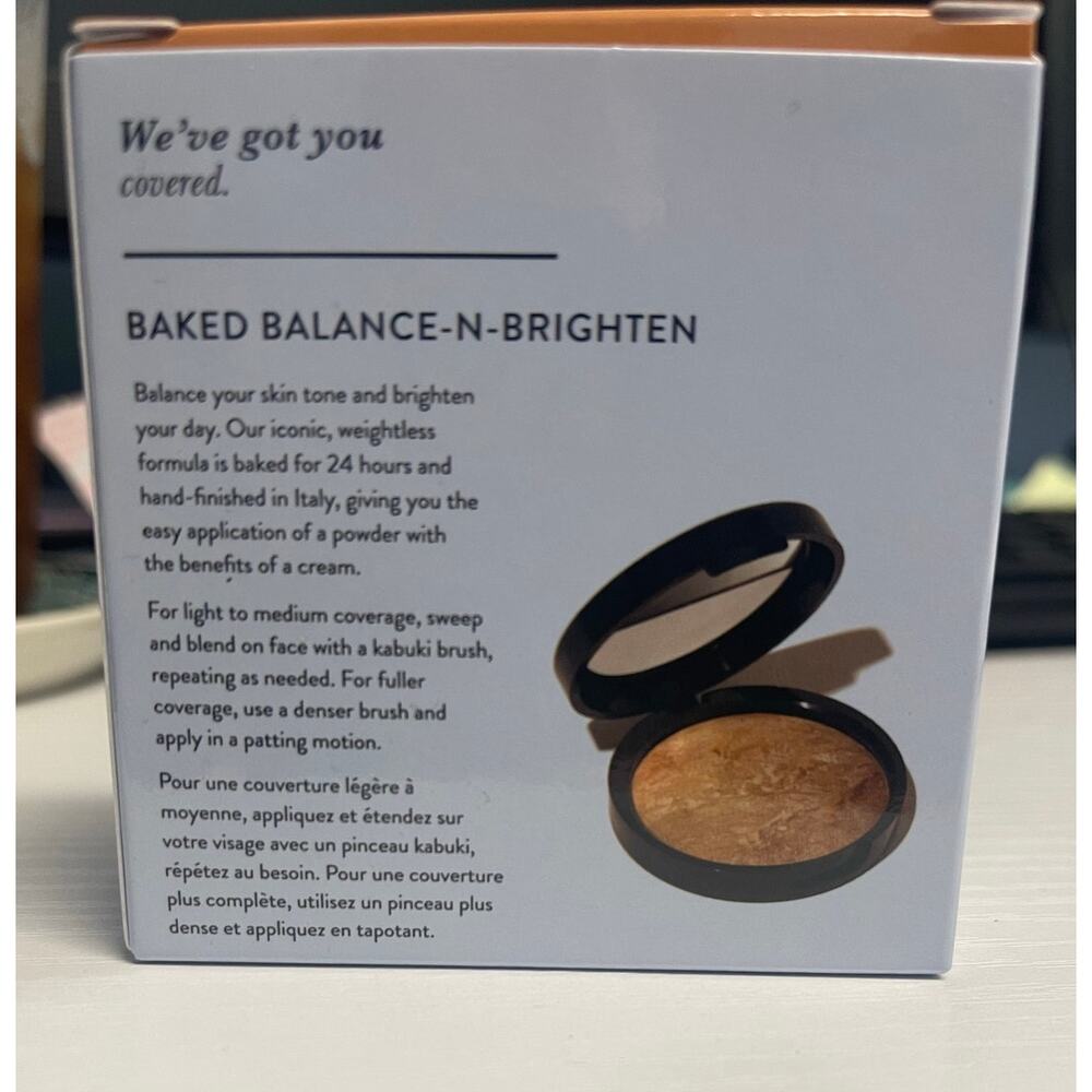 Laura Geller Baked Balance-N-Brighten color correcting foundation-MED.New in Box - Picture 3 of 4